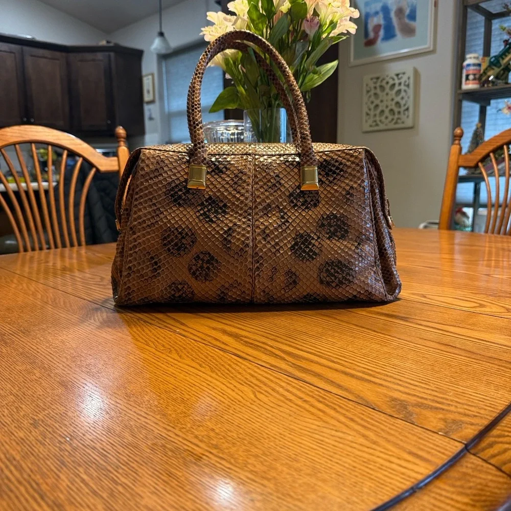 Judith Leiber Python Vintage - Picture 2 of 15